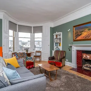Apartment New Stunning 3 Beds Flat In Chic Area Of The, Edinburgh